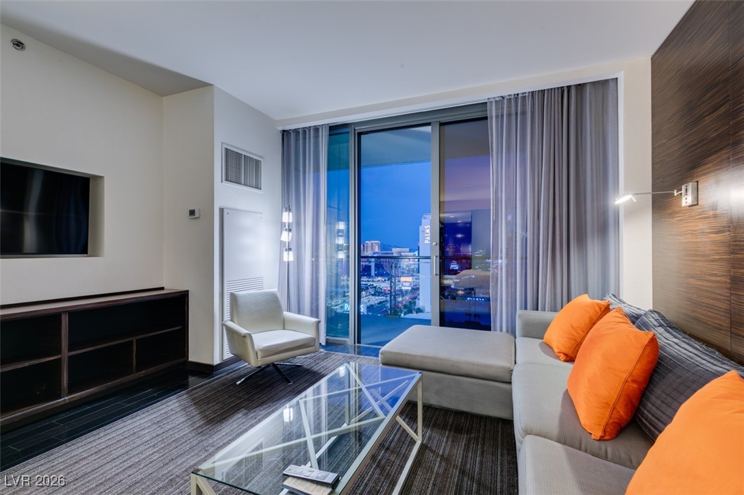 4381 FLAMINGO Road 2612