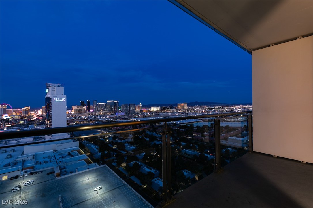 4381 FLAMINGO Road 2612