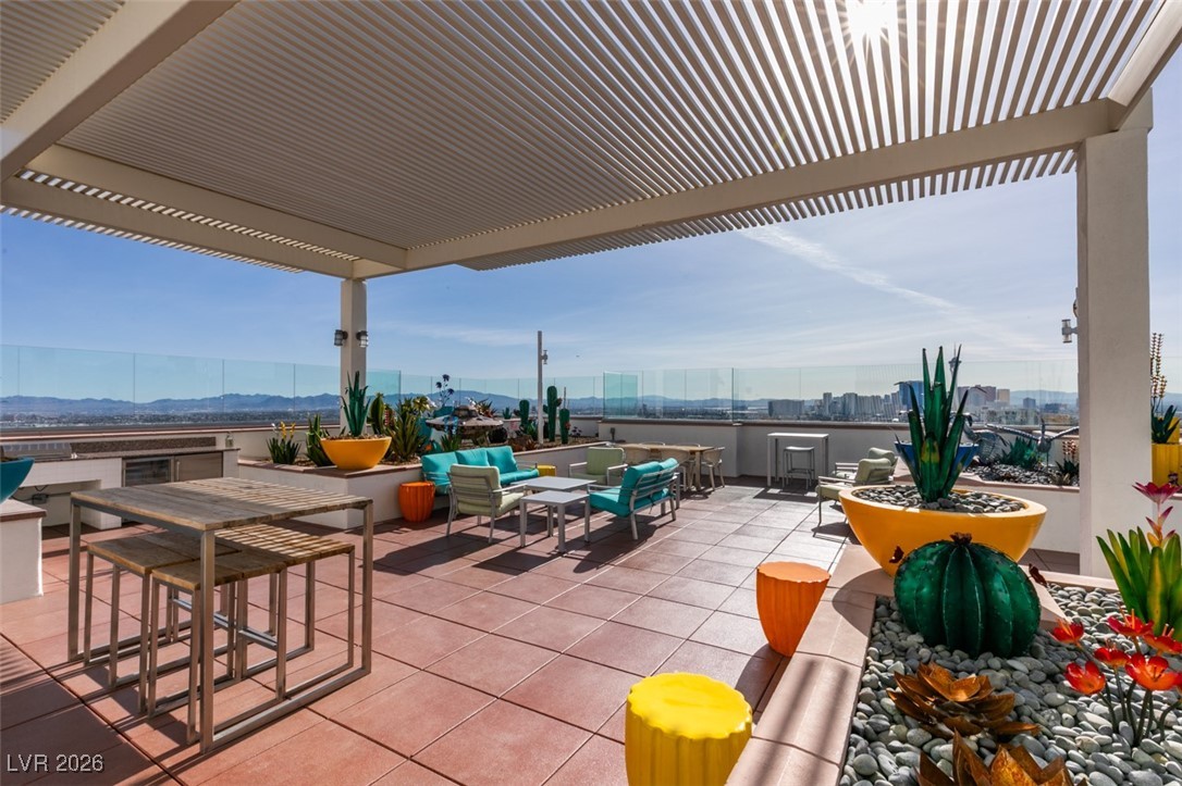 150 Las Vegas Boulevard 807