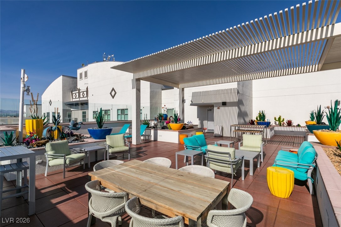 150 Las Vegas Boulevard 807