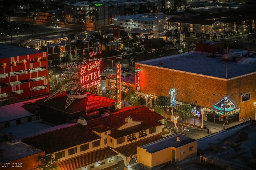 150 Las Vegas Boulevard 807