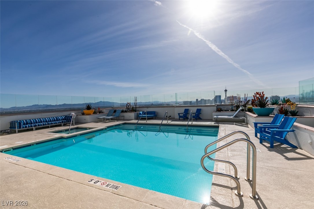 150 Las Vegas Boulevard 807