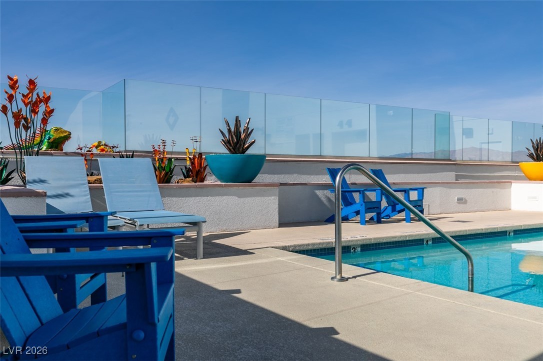 150 Las Vegas Boulevard 807