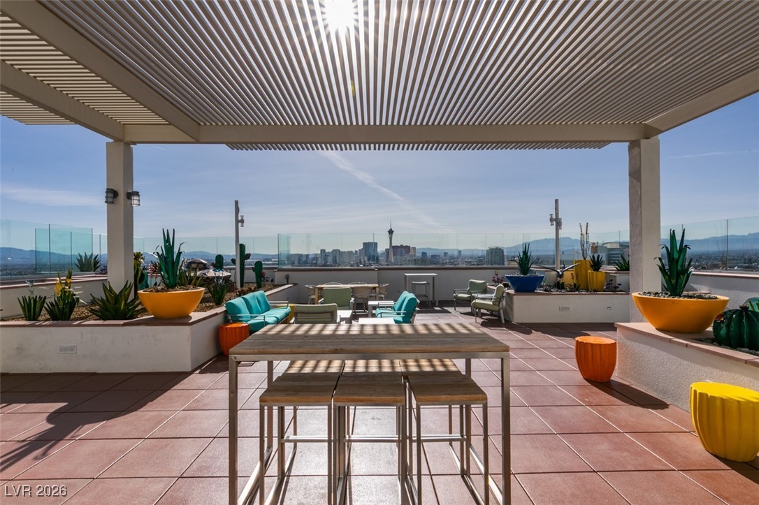 150 Las Vegas Boulevard 807