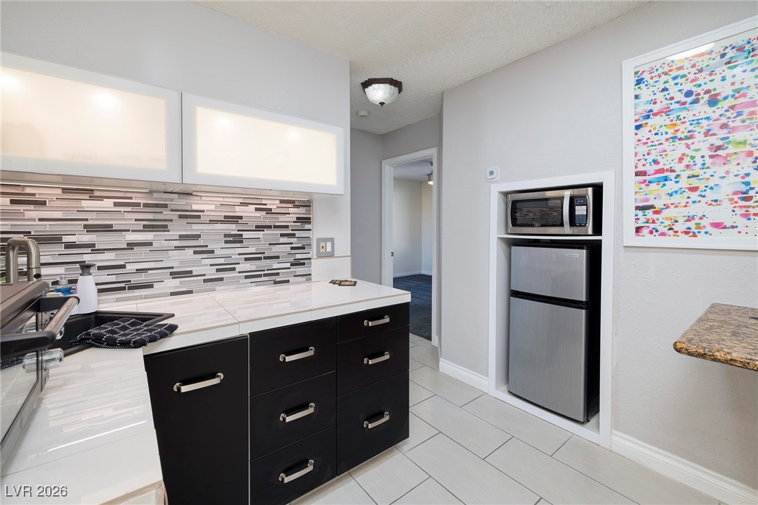 3385 West Agate Avenue