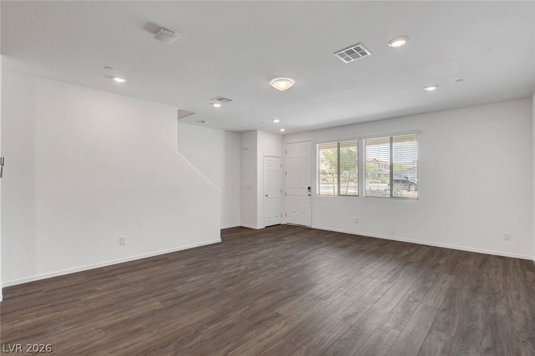 6275 Haiku Stairs Street