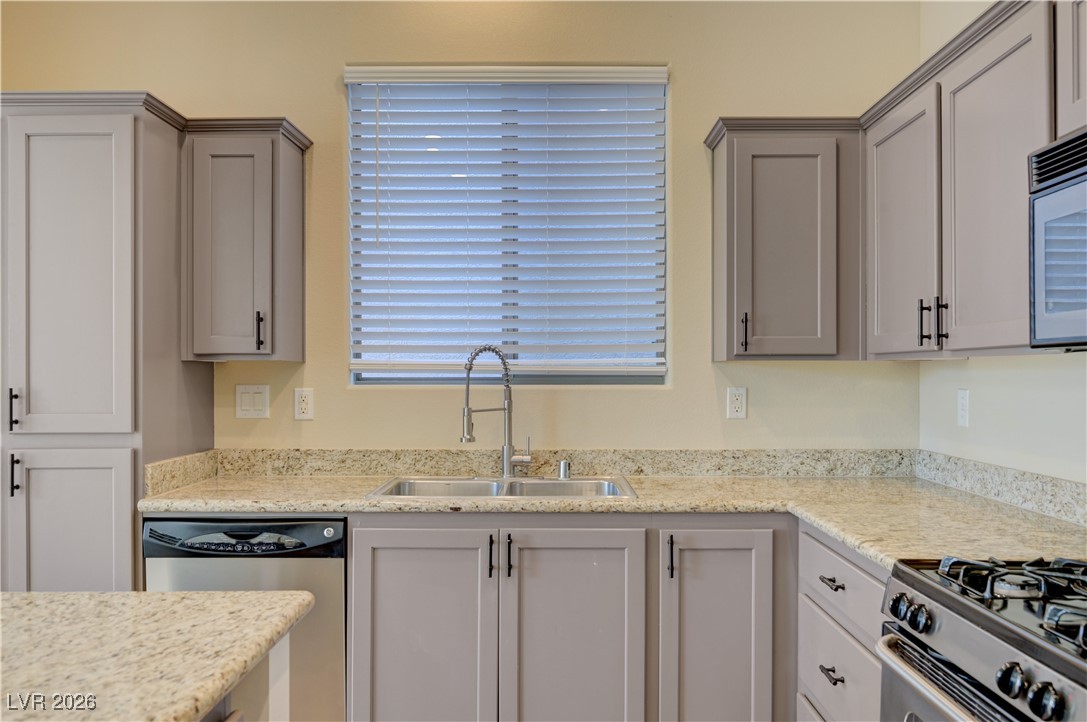 1032 Via Canale Drive