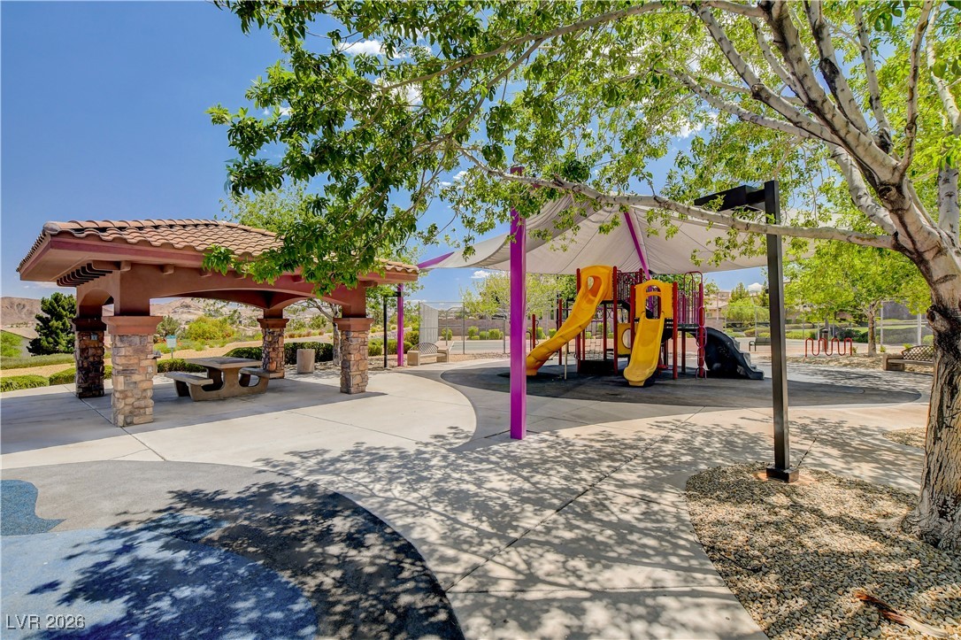 1032 Via Canale Drive