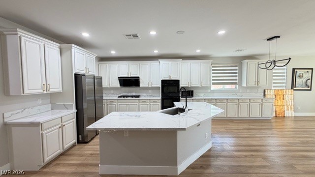 7241 SUMMER GROVE Avenue