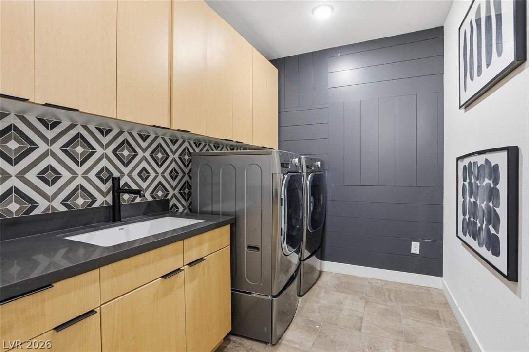 2211 Overlook Canyon Lane