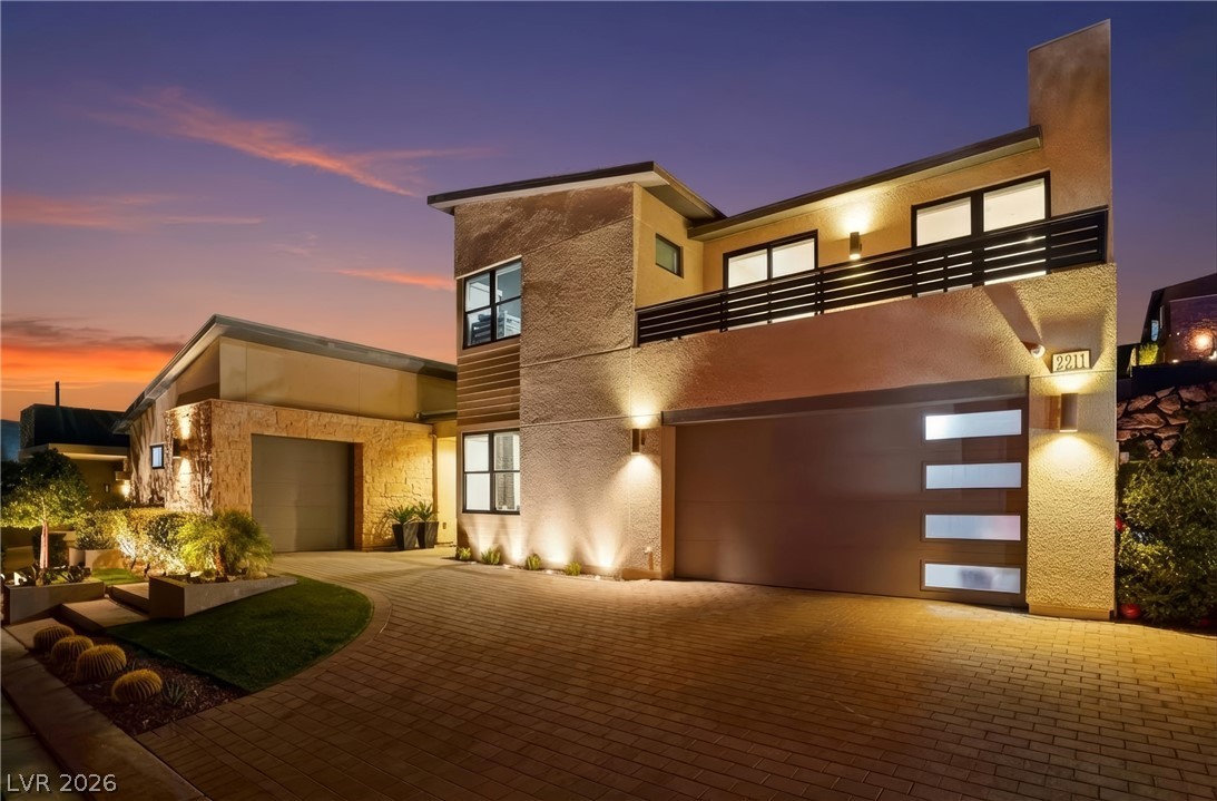 2211 Overlook Canyon Lane