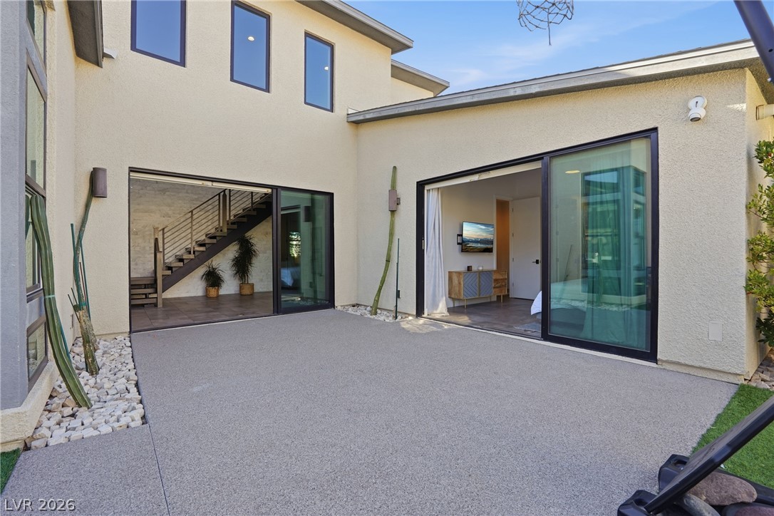 2211 Overlook Canyon Lane