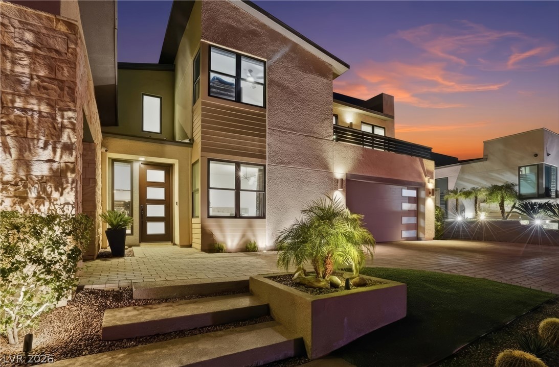 2211 Overlook Canyon Lane