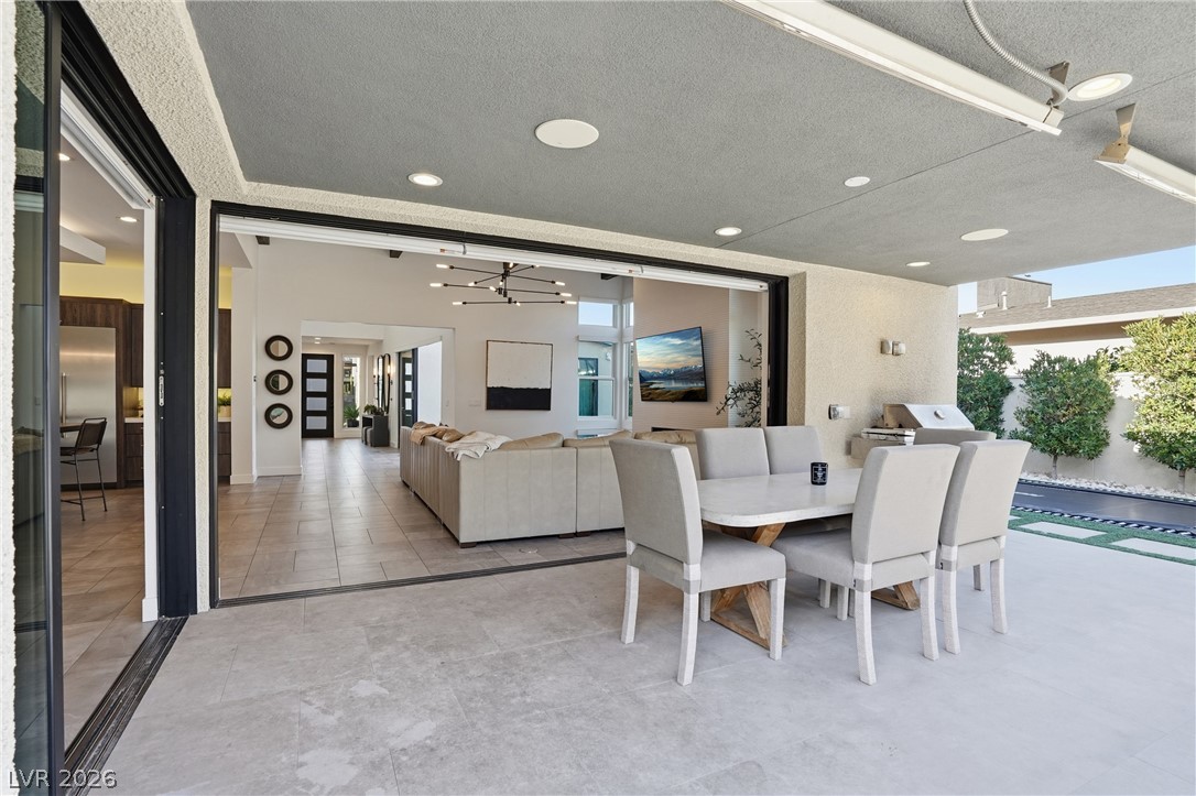 2211 Overlook Canyon Lane