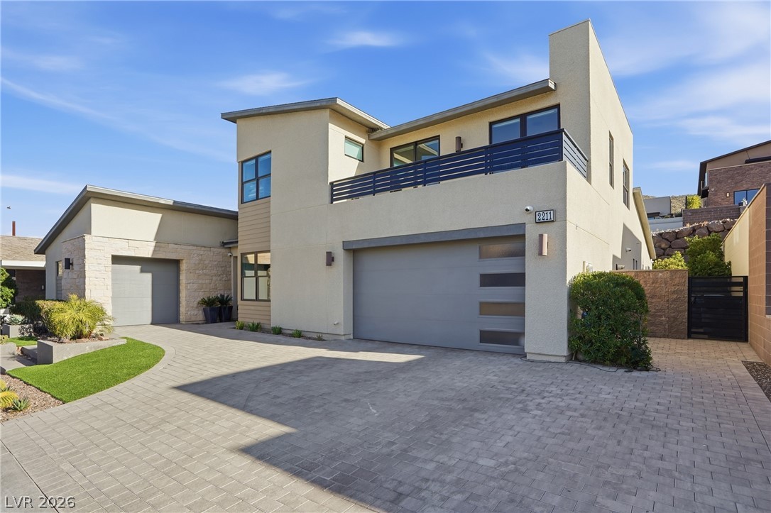 2211 Overlook Canyon Lane