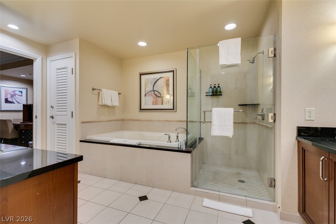 145 East HARMON Avenue 2102