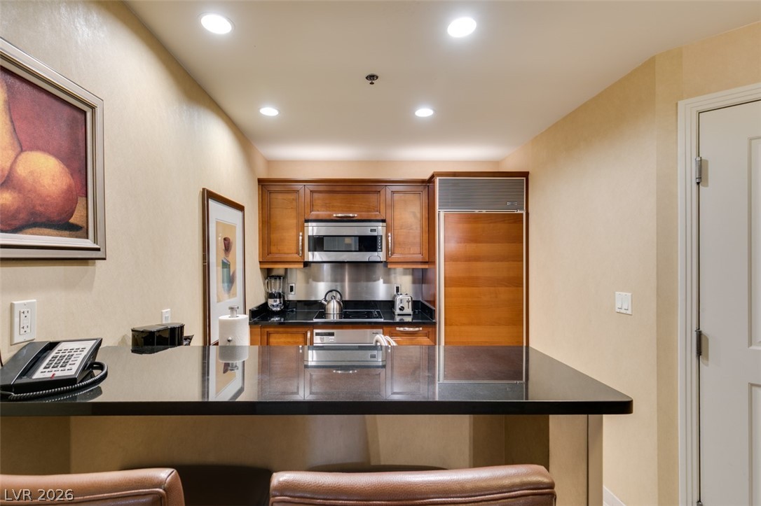 145 East HARMON Avenue 2102