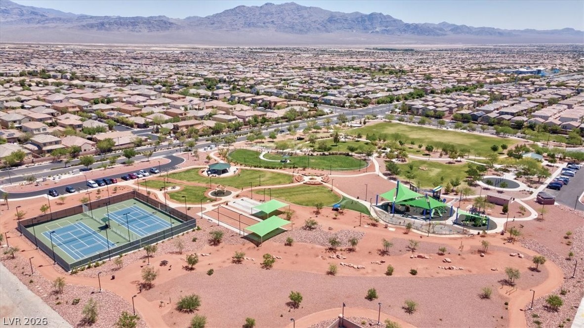 10668 Mount Jefferson Avenue