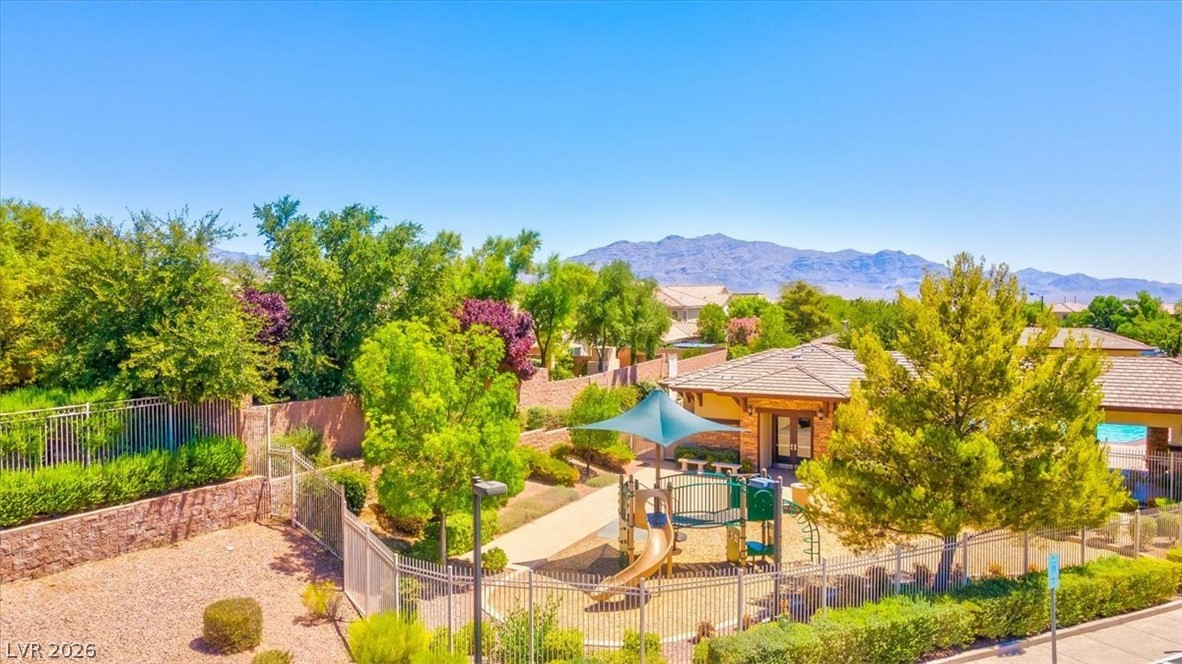 10668 Mount Jefferson Avenue