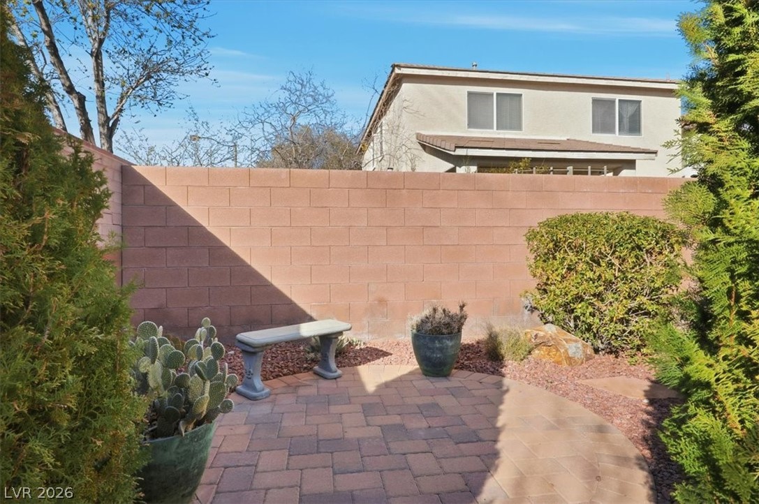 10668 Mount Jefferson Avenue