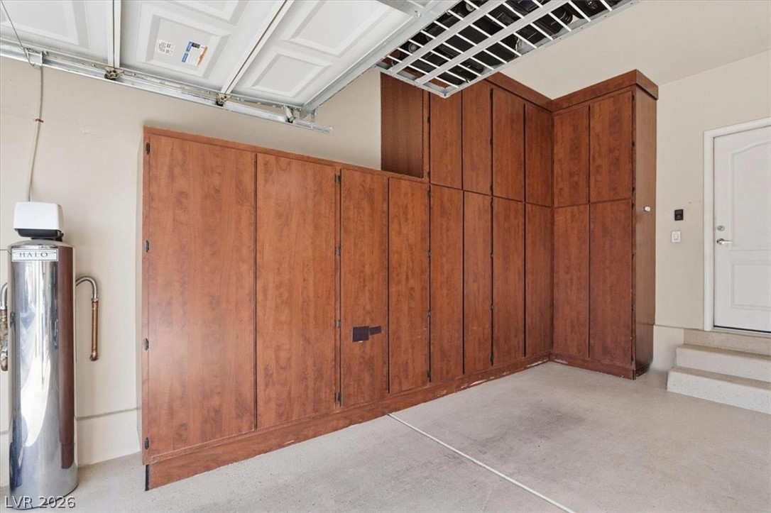 10668 Mount Jefferson Avenue