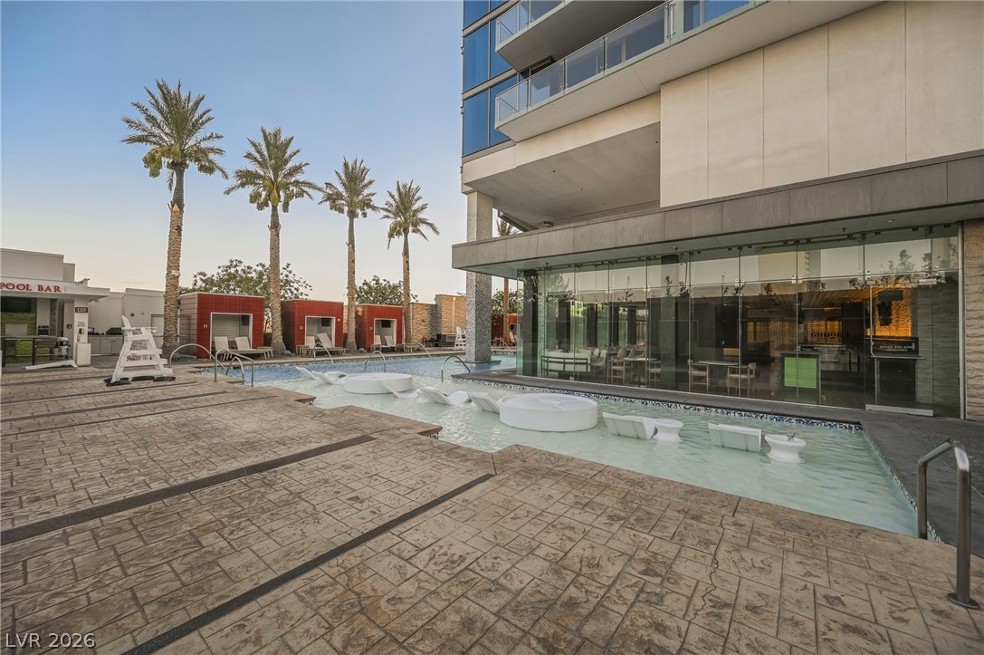 4381 West Flamingo Road 28316