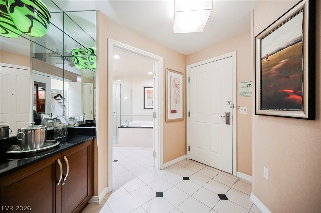 145 East HARMON Avenue 411
