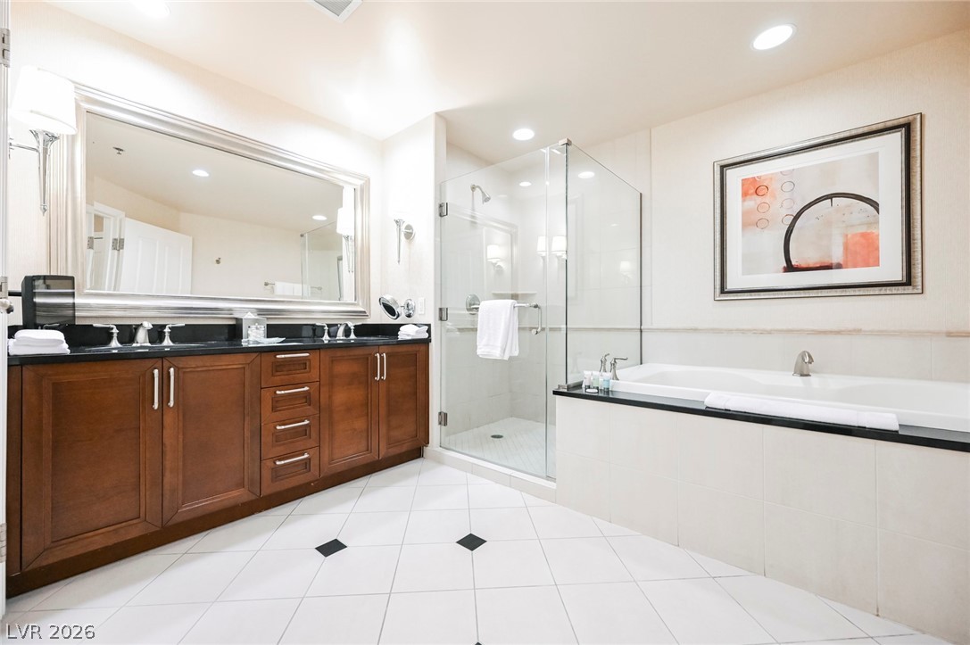 145 East HARMON Avenue 411