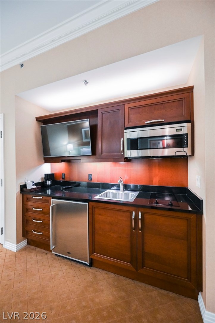 145 East HARMON Avenue 411