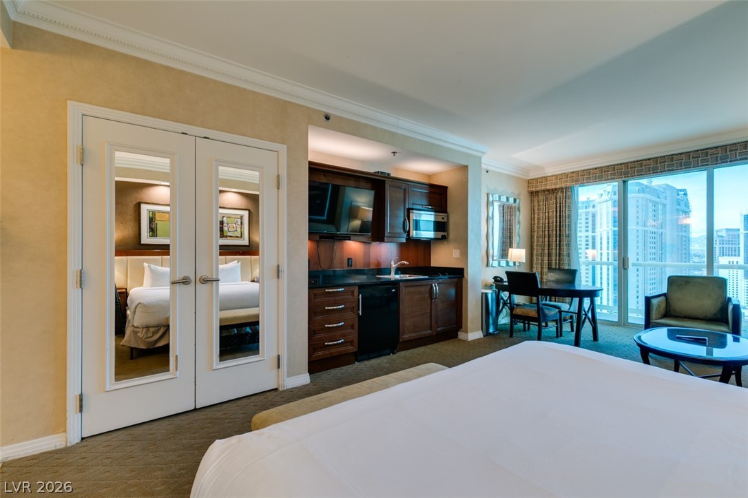 145 East HARMON Avenue 2417