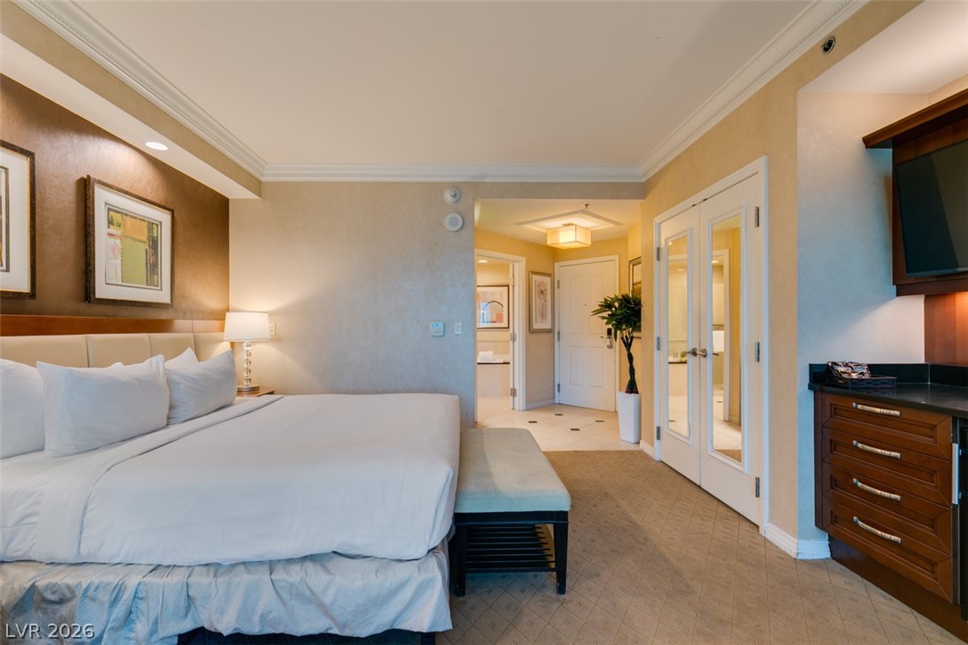 145 East HARMON Avenue 2417