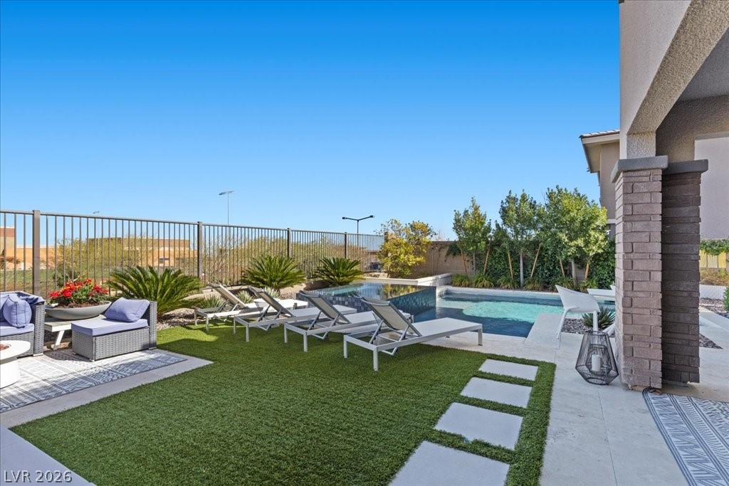 12454 Point Sierra Street