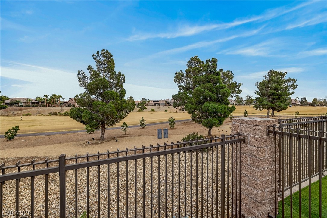 7424 Redbreast Court