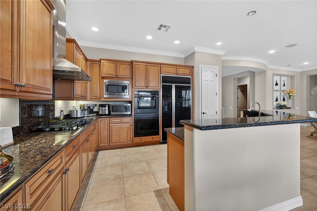 7424 Redbreast Court