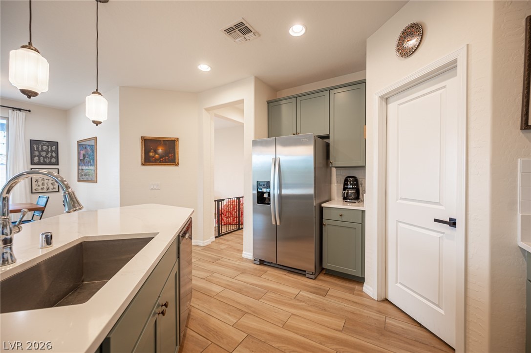 8114 Skye Glen Street