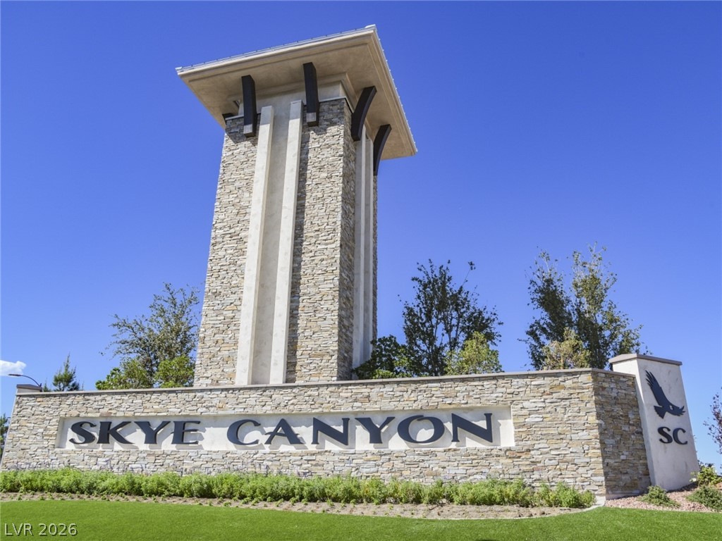 8114 Skye Glen Street