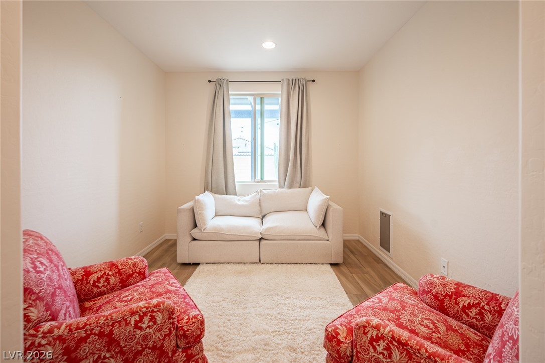 8114 Skye Glen Street