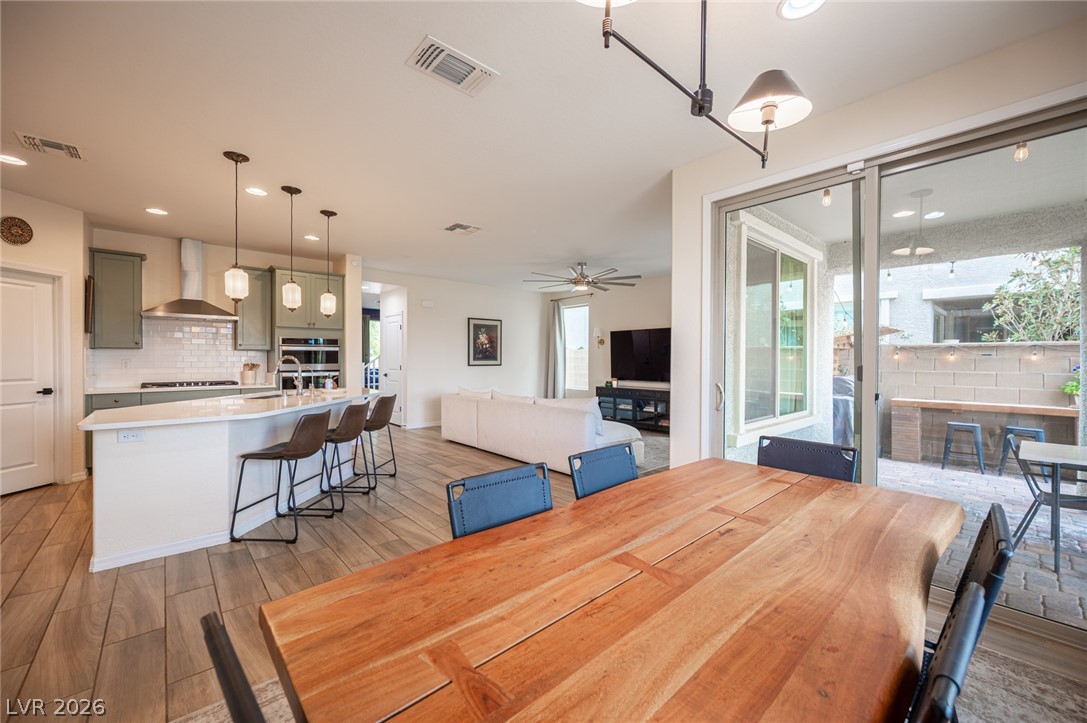 8114 Skye Glen Street