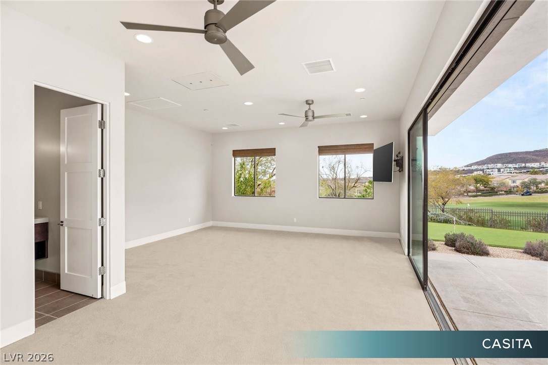 586 Lairmont Place