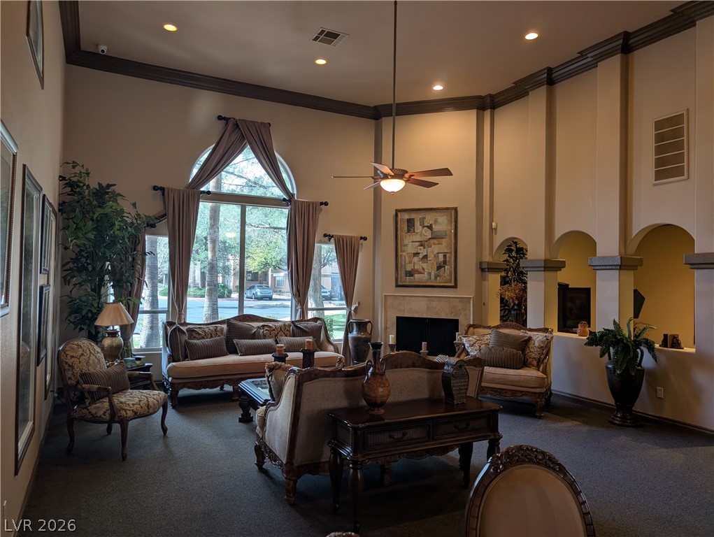 1150 North Buffalo Drive 2015