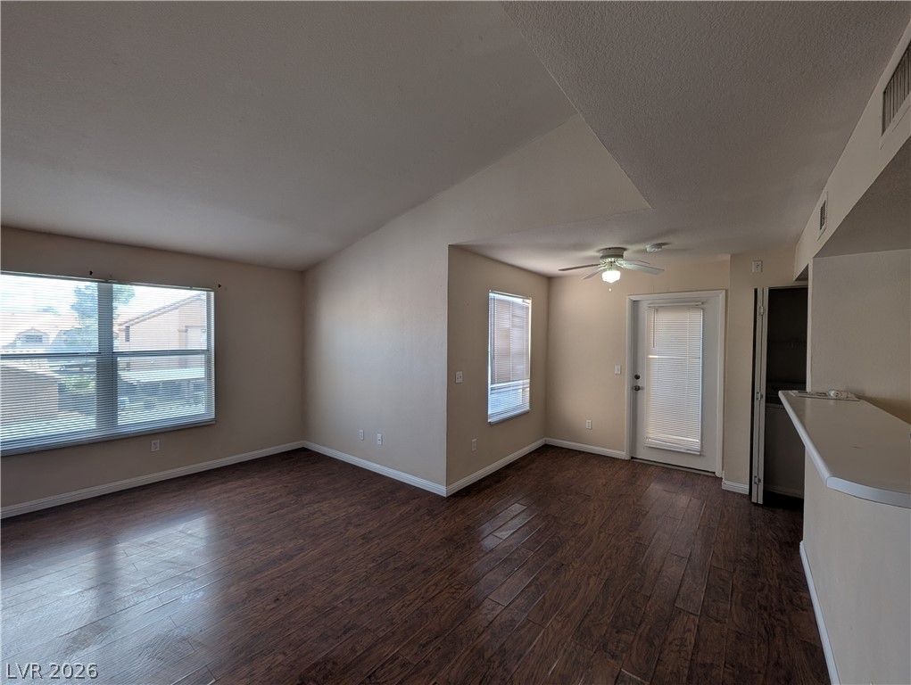 1150 North Buffalo Drive 2015