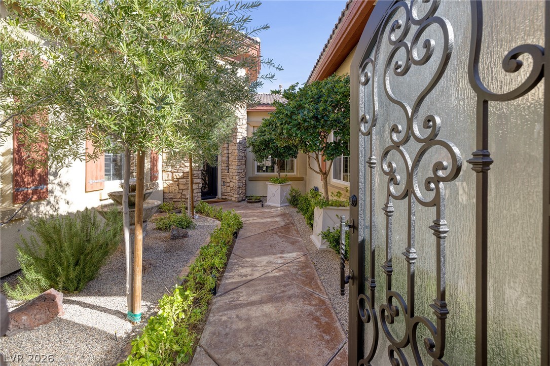 1328 Enchanted River Drive