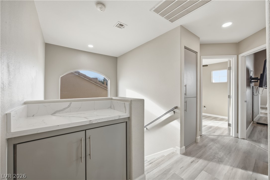 1601 Golden Glen Court