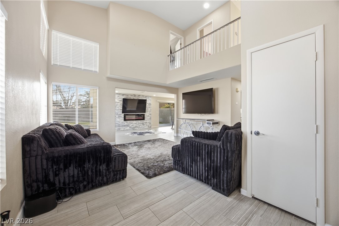 1601 Golden Glen Court