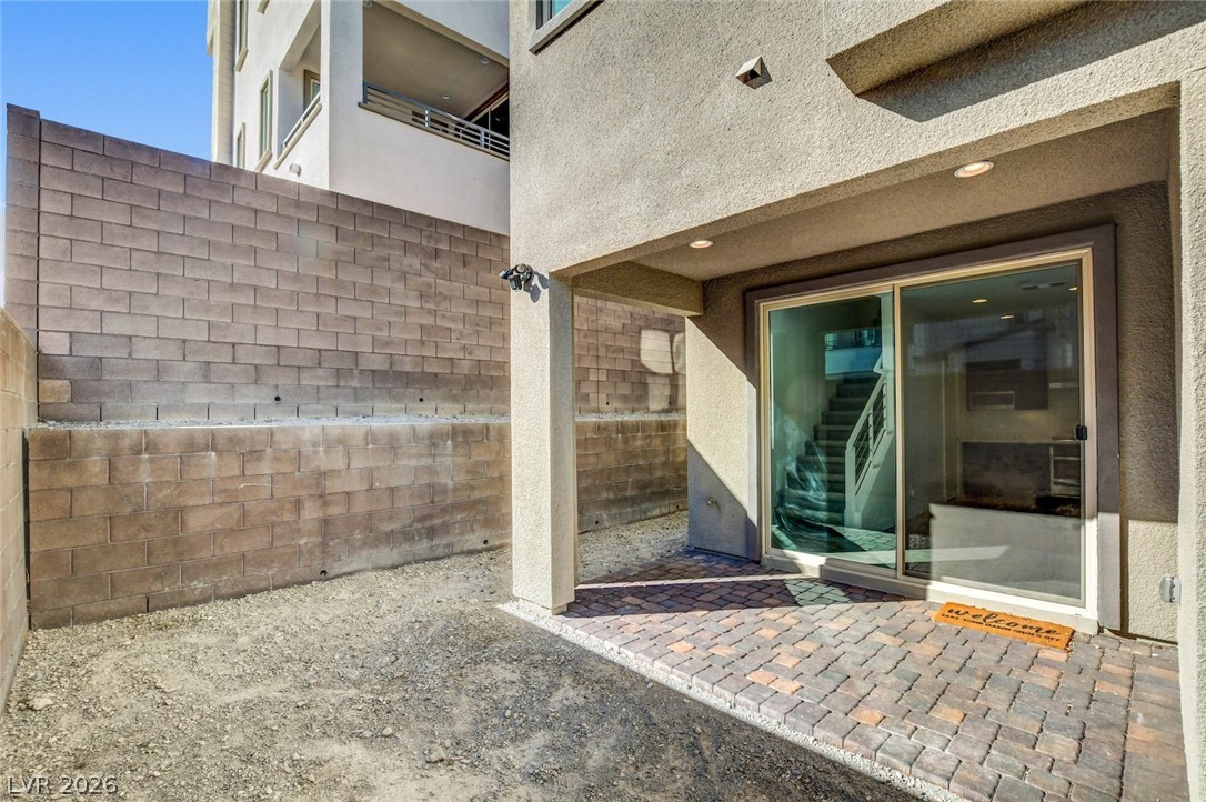 643 Angel Aura Street