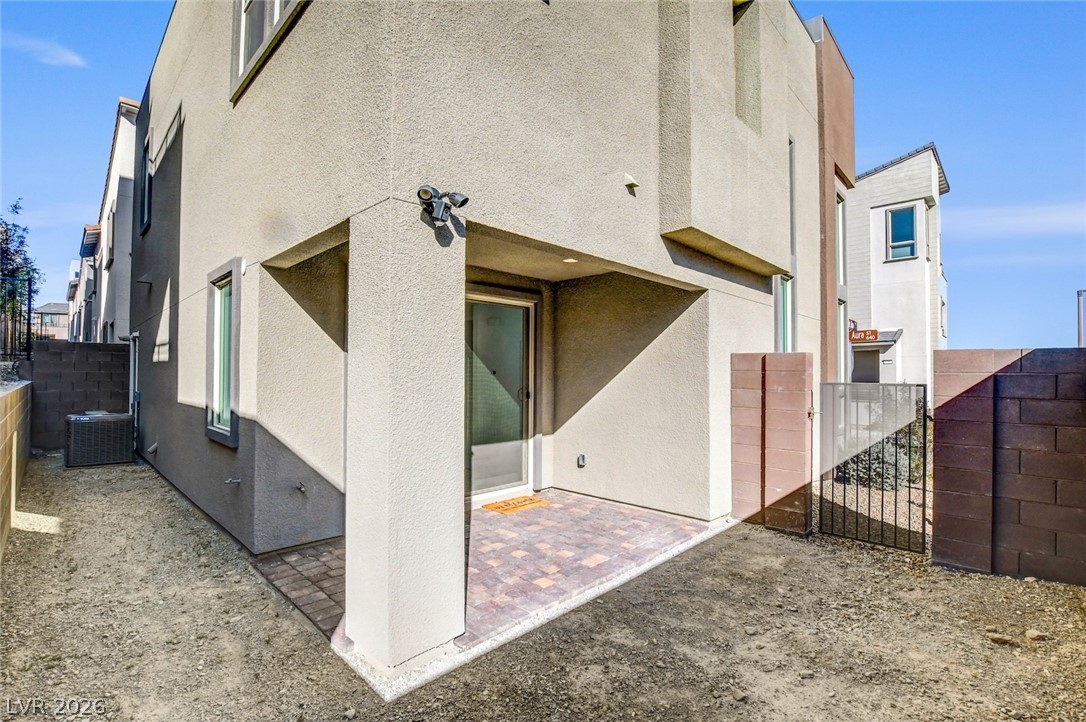 643 Angel Aura Street