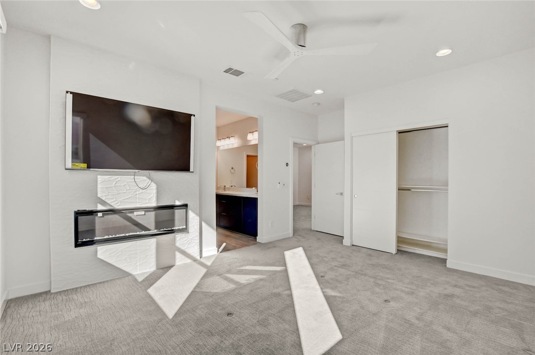 643 Angel Aura Street