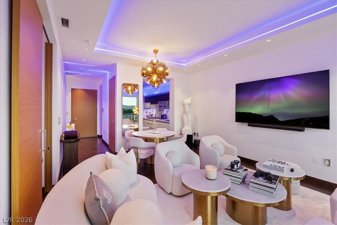 3750 Las Vegas Boulevard 2911