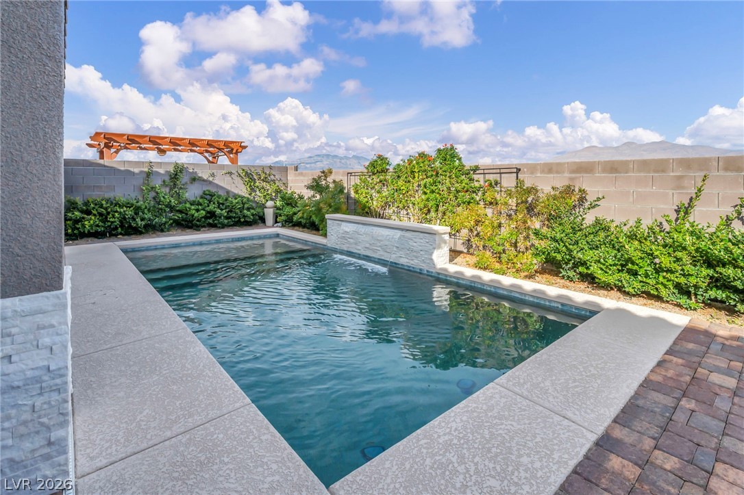 10170 Zeta Tucana Street