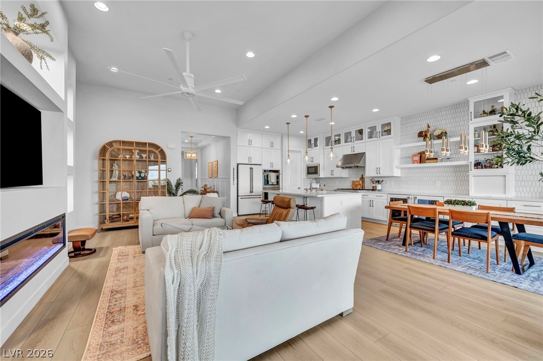 10170 Zeta Tucana Street